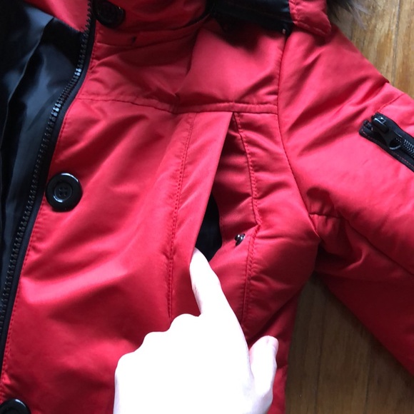 Red Puffer/Ski Jacket with 20% down filling - Picture 6 of 9